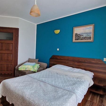 Roza Wiatrow Wladyslawowo Apartment Luaran gambar