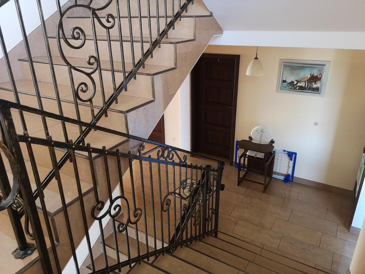 Roza Wiatrow Wladyslawowo Apartment Luaran gambar