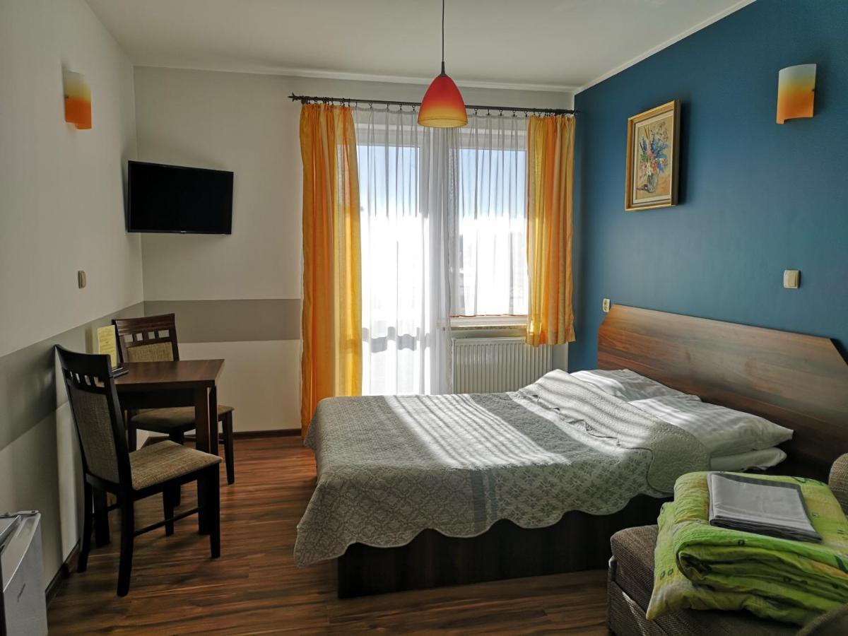 Roza Wiatrow Wladyslawowo Apartment Luaran gambar